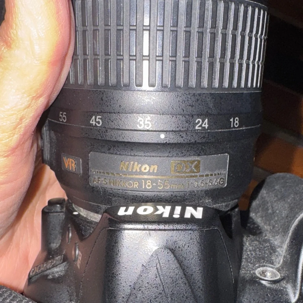 Nikon D3100 DSLR Camera in Black